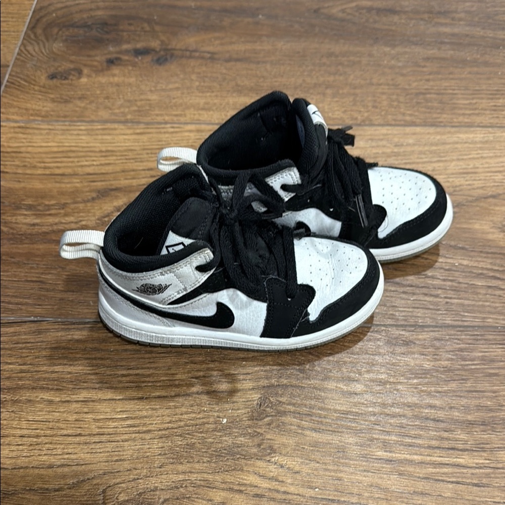 Toddler Air Jordan 1 Mid “Diamond”